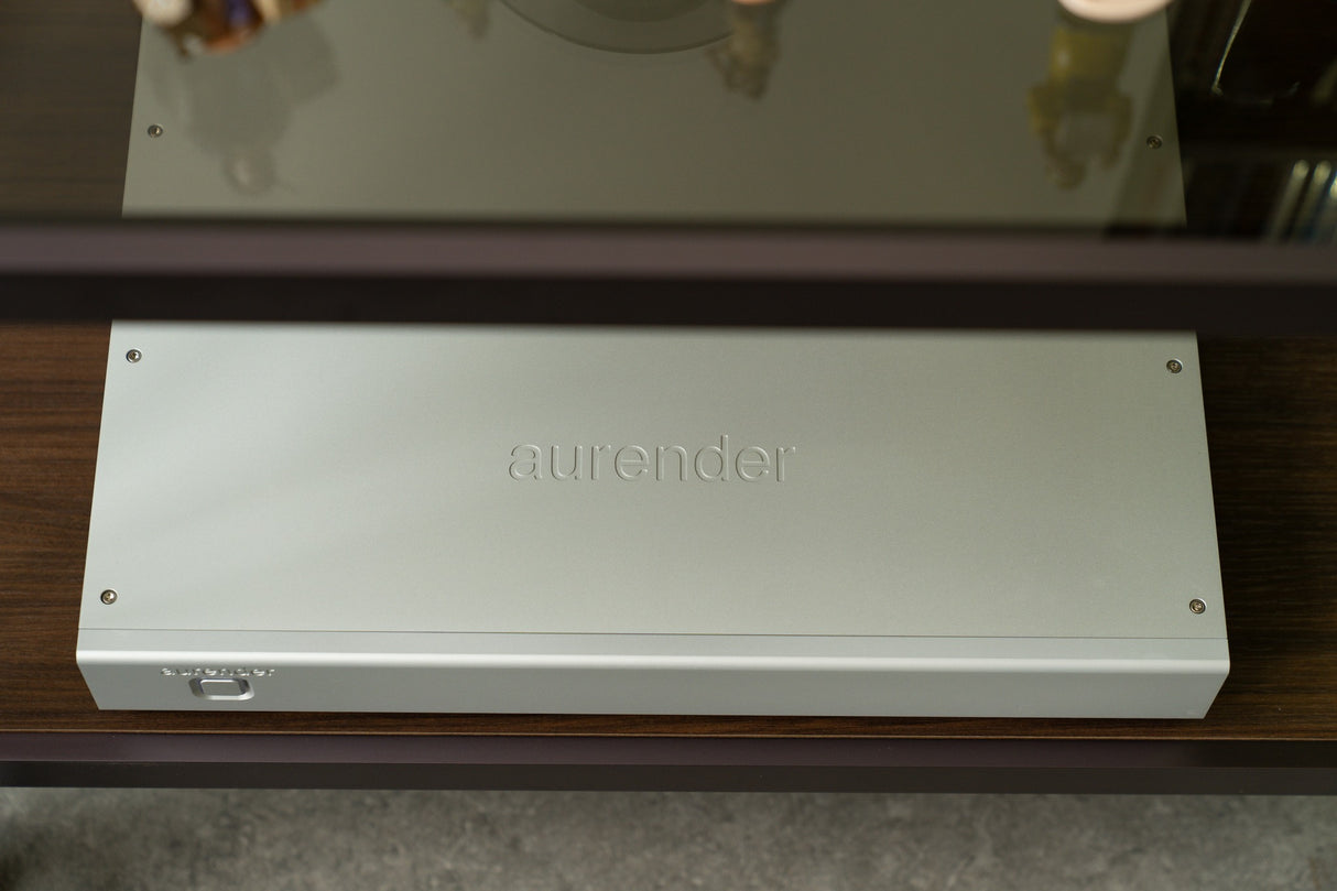 Aurender NH10 Netzwerk-Switch