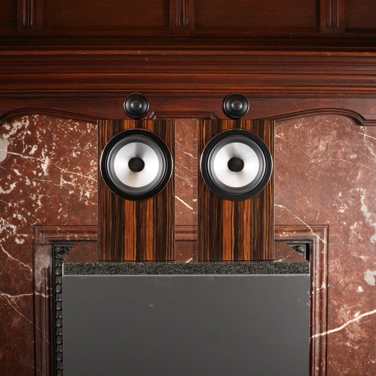 Bowers & Wilkins 705 S3 Signature ohne Stands (Vorführware)