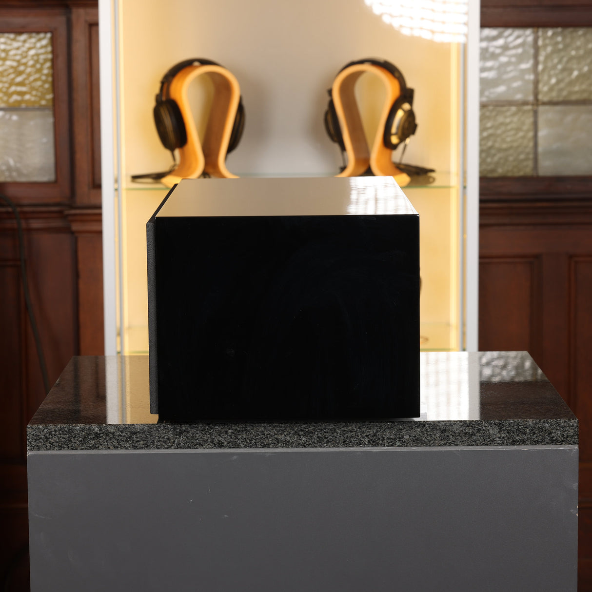 Bowers & Wilkins CM Centre 2 – Highgloss Black (Gebraucht)