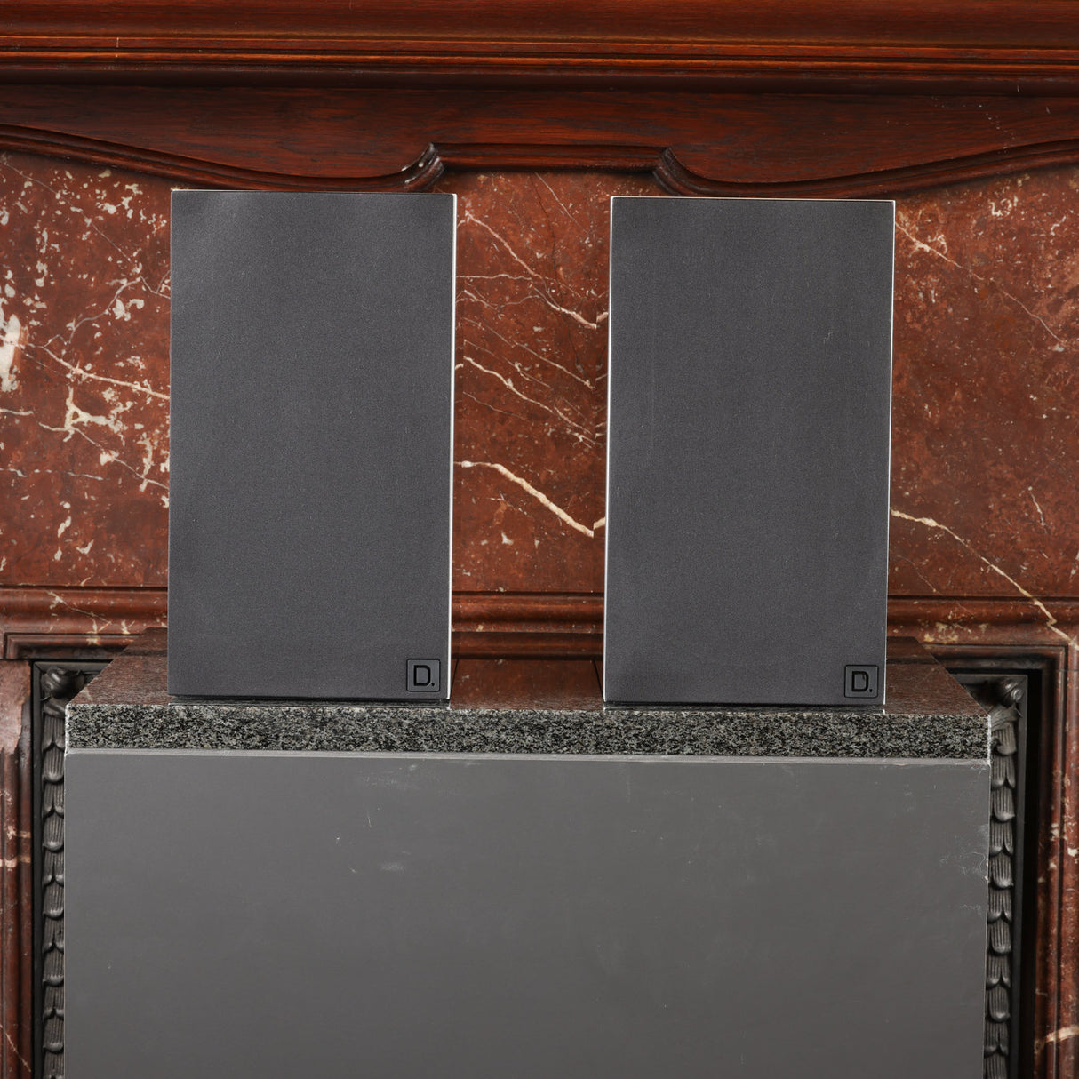 Definitive Technology Demand D11 Kompaktlautsprecher (Gebraucht)