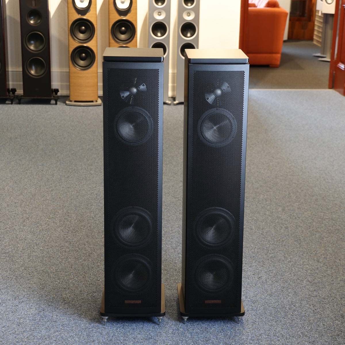 Magico A3 Standlautsprecher mit Frontgitter (Vorführware, Paar)
