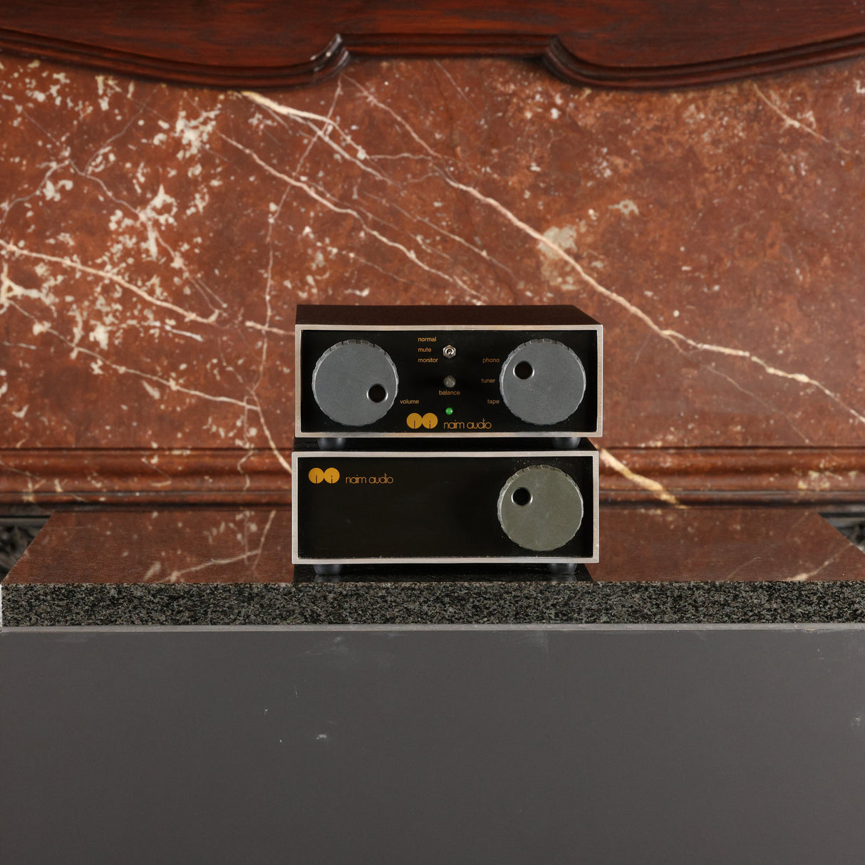 Naim Audio NAC42 Vorverstärker & NAP110 Stereo-Endverstärker (Gebraucht)