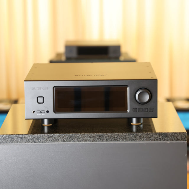 Aurender AP20 Streaming-Vollverstärker Vorführware – Frontansicht