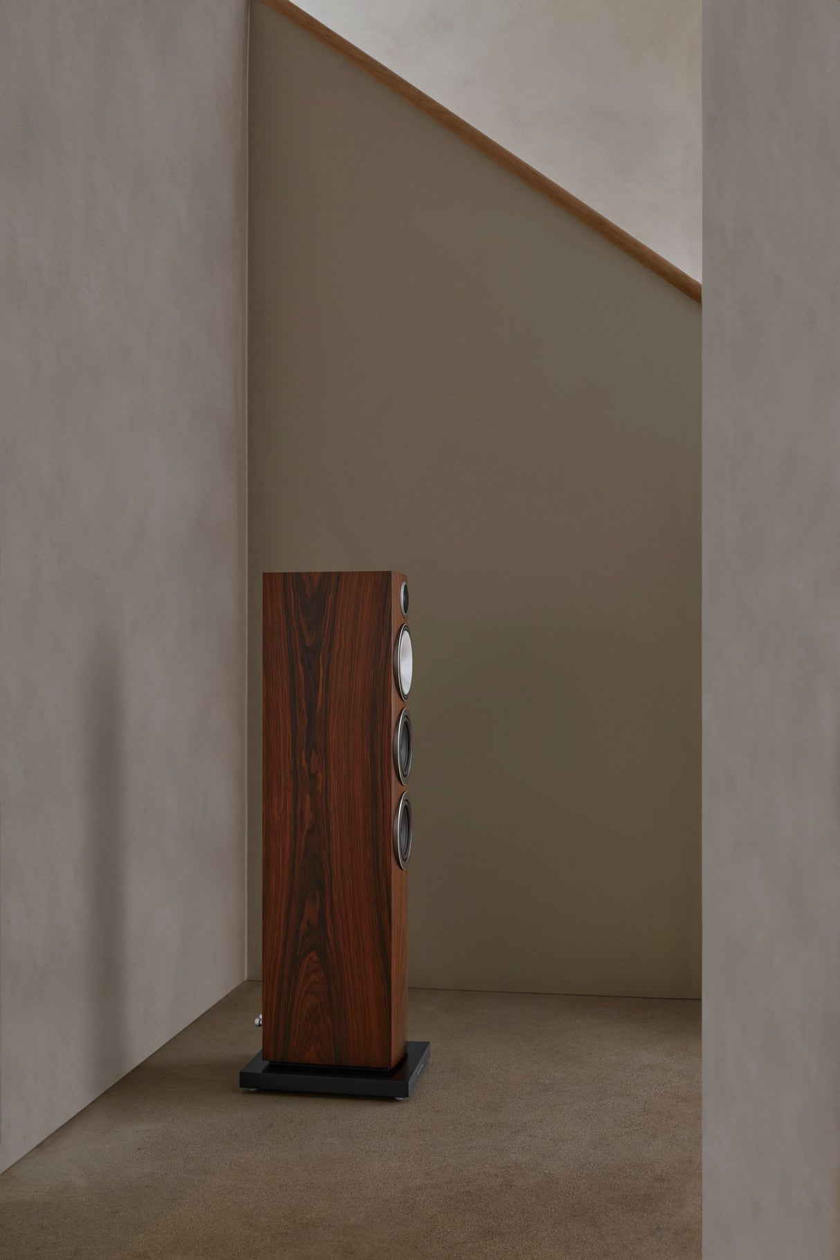 Bowers & Wilkins 704 S3 Standlautsprecher
