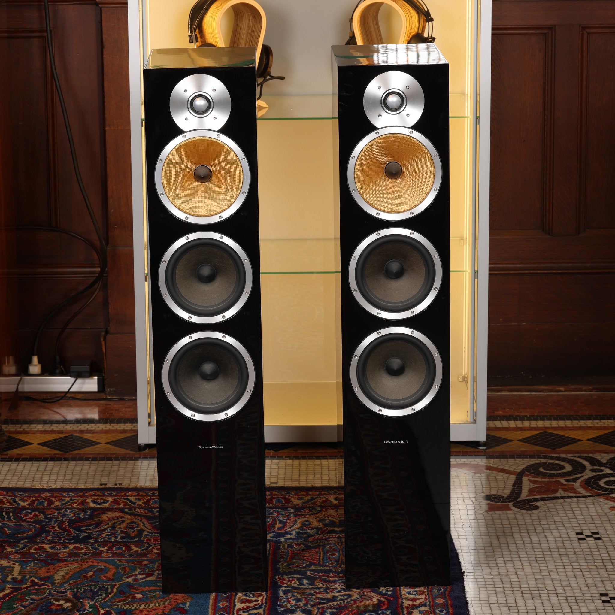 B&W CM9 @ HIFI Linzbach