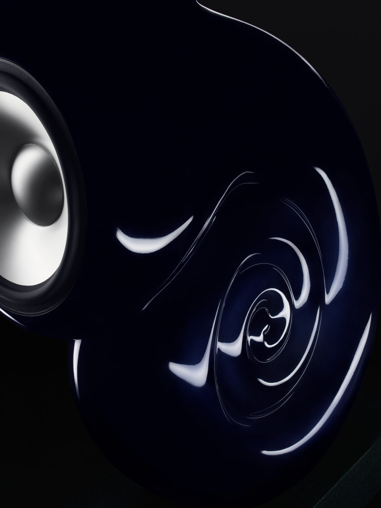 Bowers & Wilkins Nautilus Standlautsprecher