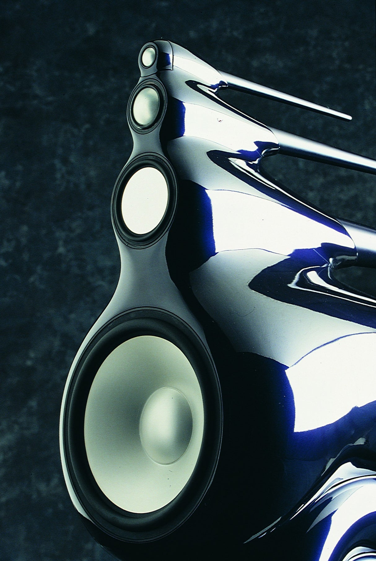 Bowers & Wilkins Nautilus Standlautsprecher