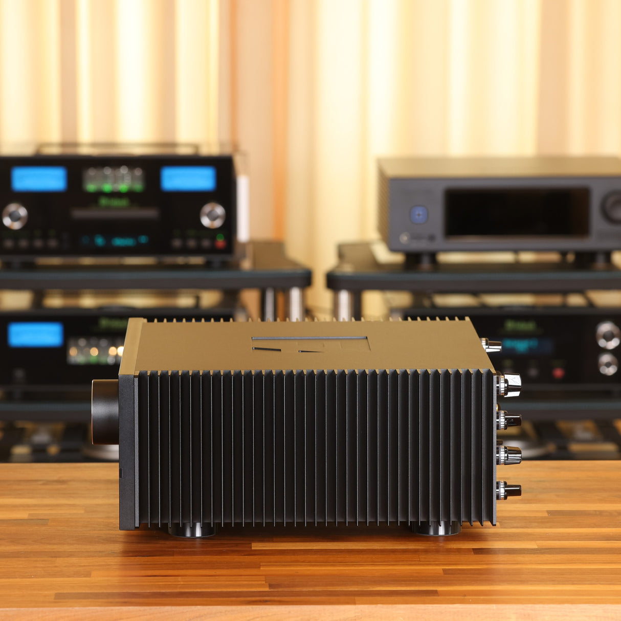 EA ElectricAudio TAE150DV Vollverstärker (Gebraucht)