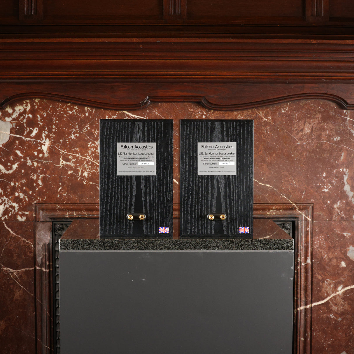 Falcon Acoustics LS3/5a mit Stands Kompaktlautsprecher (Gebraucht)