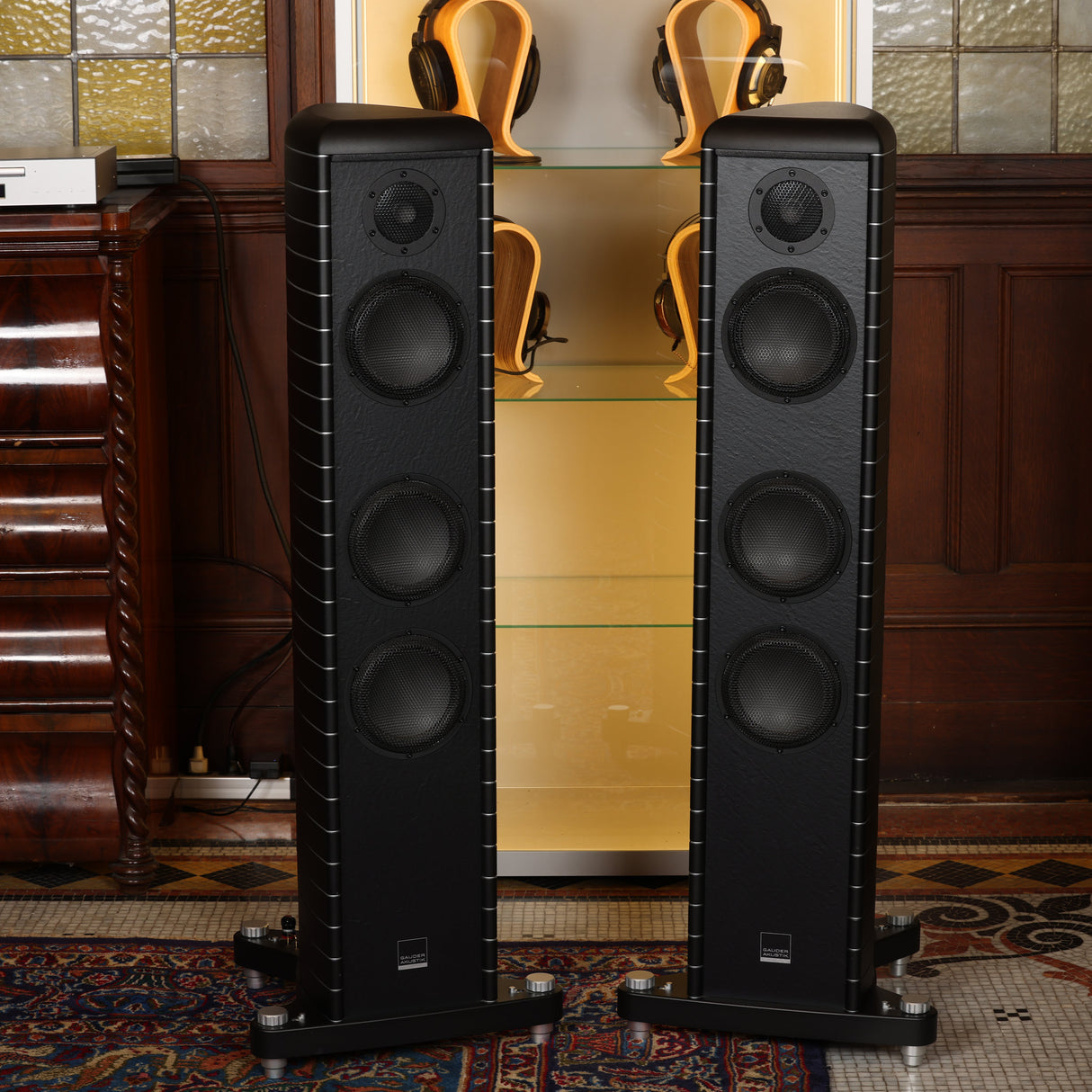 Gauder Akustik DARC 100 CL, DV (MK1) mit „Big Foot“ – High-End Standlautsprecher (Gebraucht)
