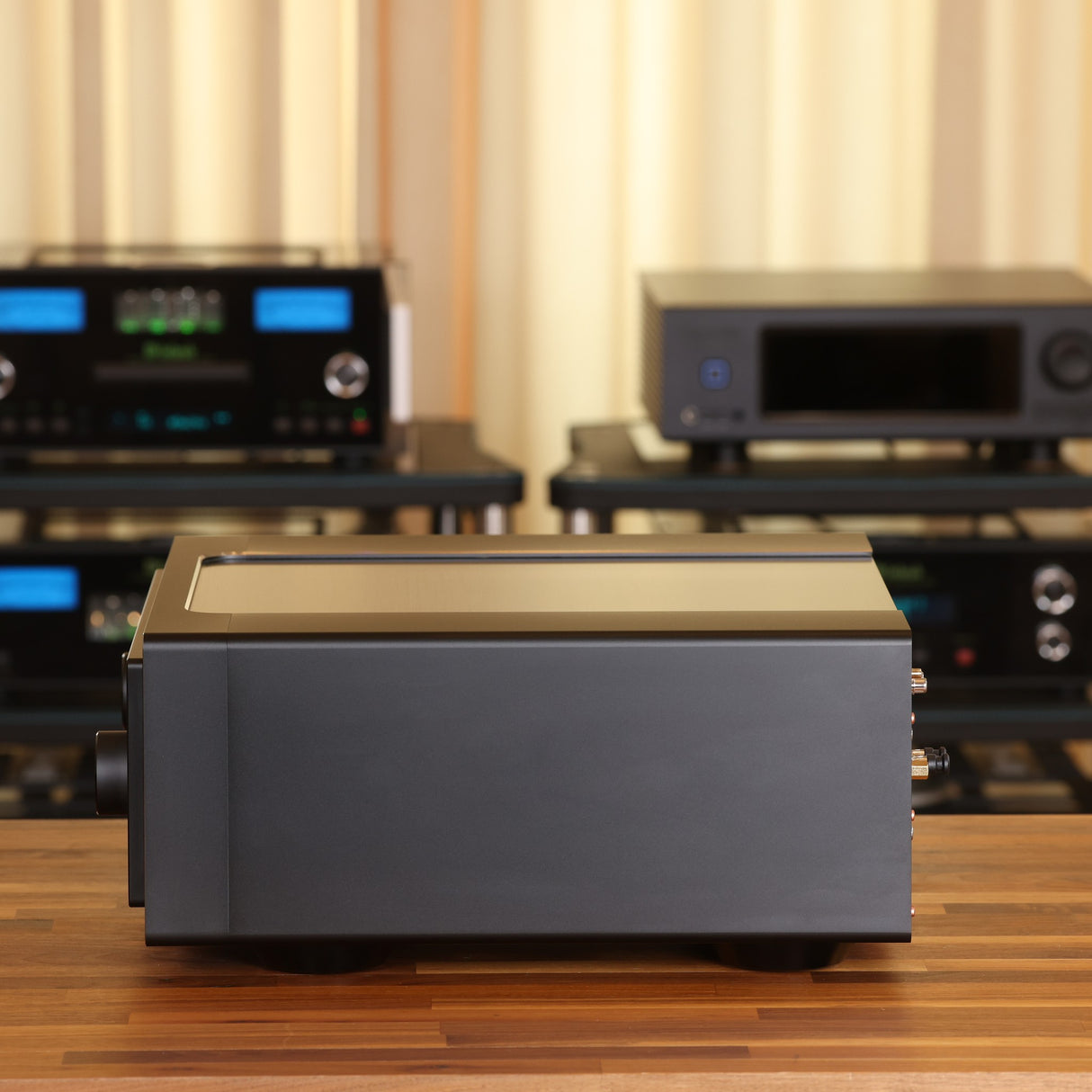 Marantz Link10n Streaming-Vorverstärker (Gebraucht)