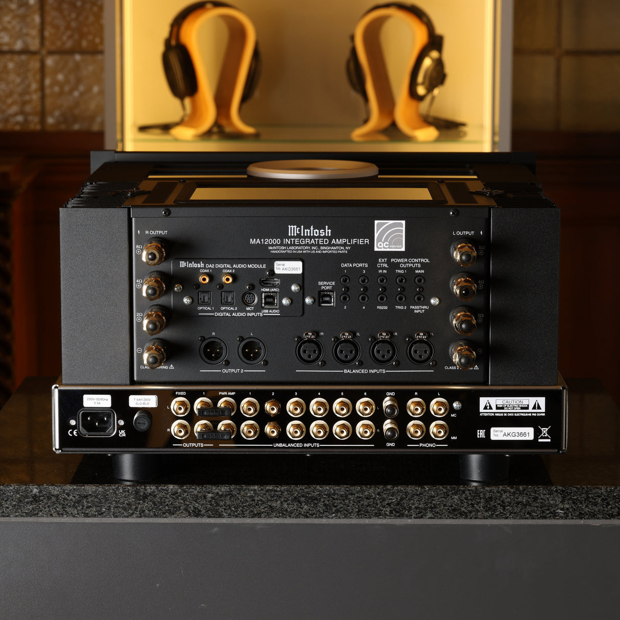 McIntosh MA12000 – Hybrid Vollverstärker (Vorführware)