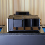 McIntosh MA6900 AC Final Edition Vollverstärker Gebraucht – rechte Seite