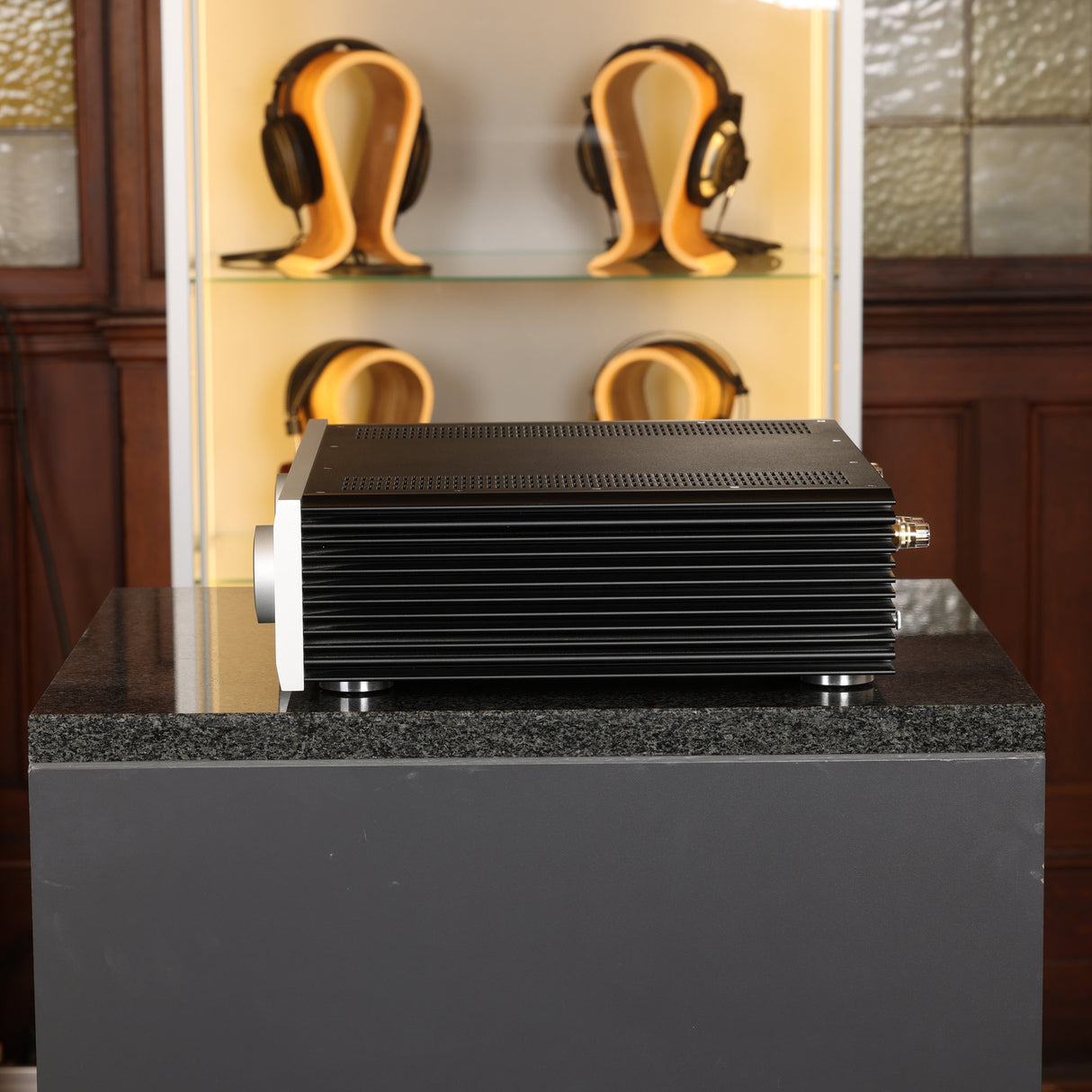 Musical Fidelity M6 Encore 225 Silber – All-In-One Streaming-Vollverstärker mit integriertem CD-Player (Gebraucht)