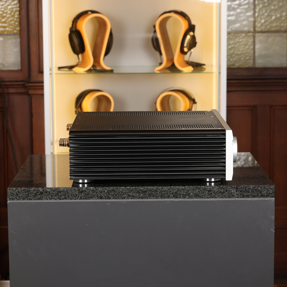 Musical Fidelity M6 Encore 225 Silber – All-In-One Streaming-Vollverstärker mit integriertem CD-Player (Gebraucht)