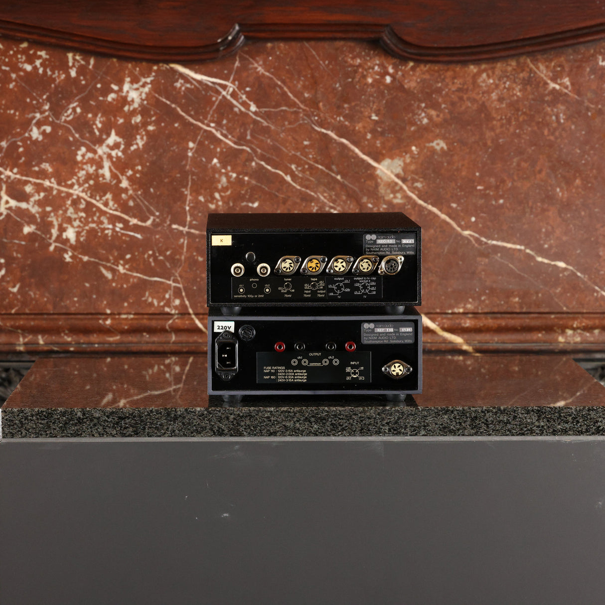 Naim Audio NAC42 Vorverstärker & NAP110 Stereo-Endverstärker (Gebraucht)