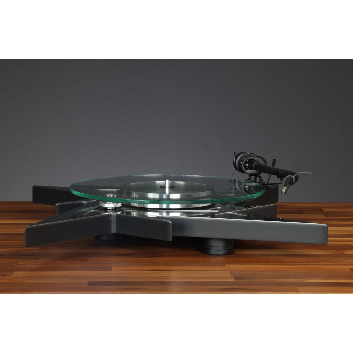 Pro-Ject Audiophile Metallica Plattenspieler (Vorführware)