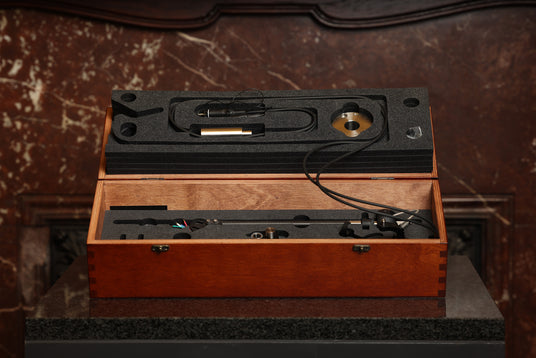 Reed Audio Muse 3C mit 1H 9,5 Zoll Plattenspieler inkl. Tonram (Gebraucht)