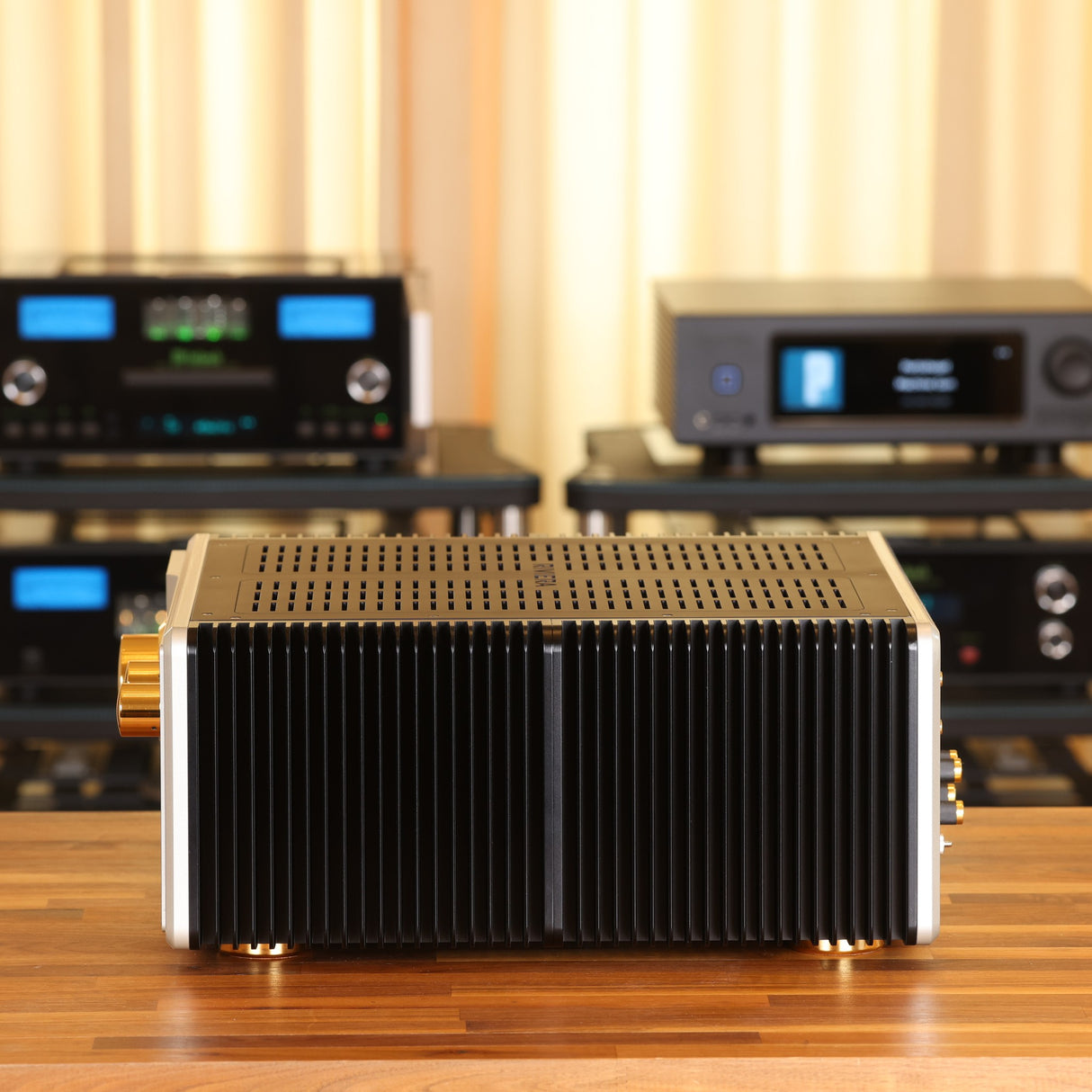 Riviera Levante Gold Vollverstärker mit Phono MM (Gebraucht)