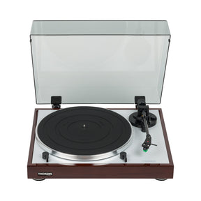 Thorens TD 402 DD Plattenspieler in Walnut, Frontansicht von schräg vorne