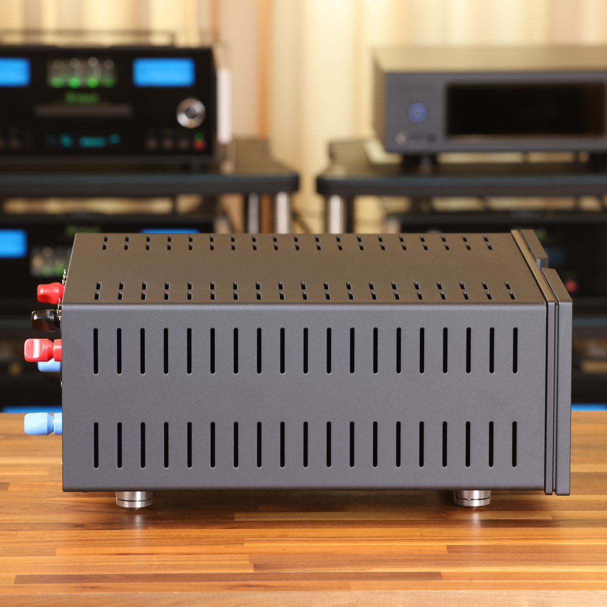 Vitus Audio RI-101 MK2 Vollverstärker mit Stillpoints Füßen (Gebraucht)