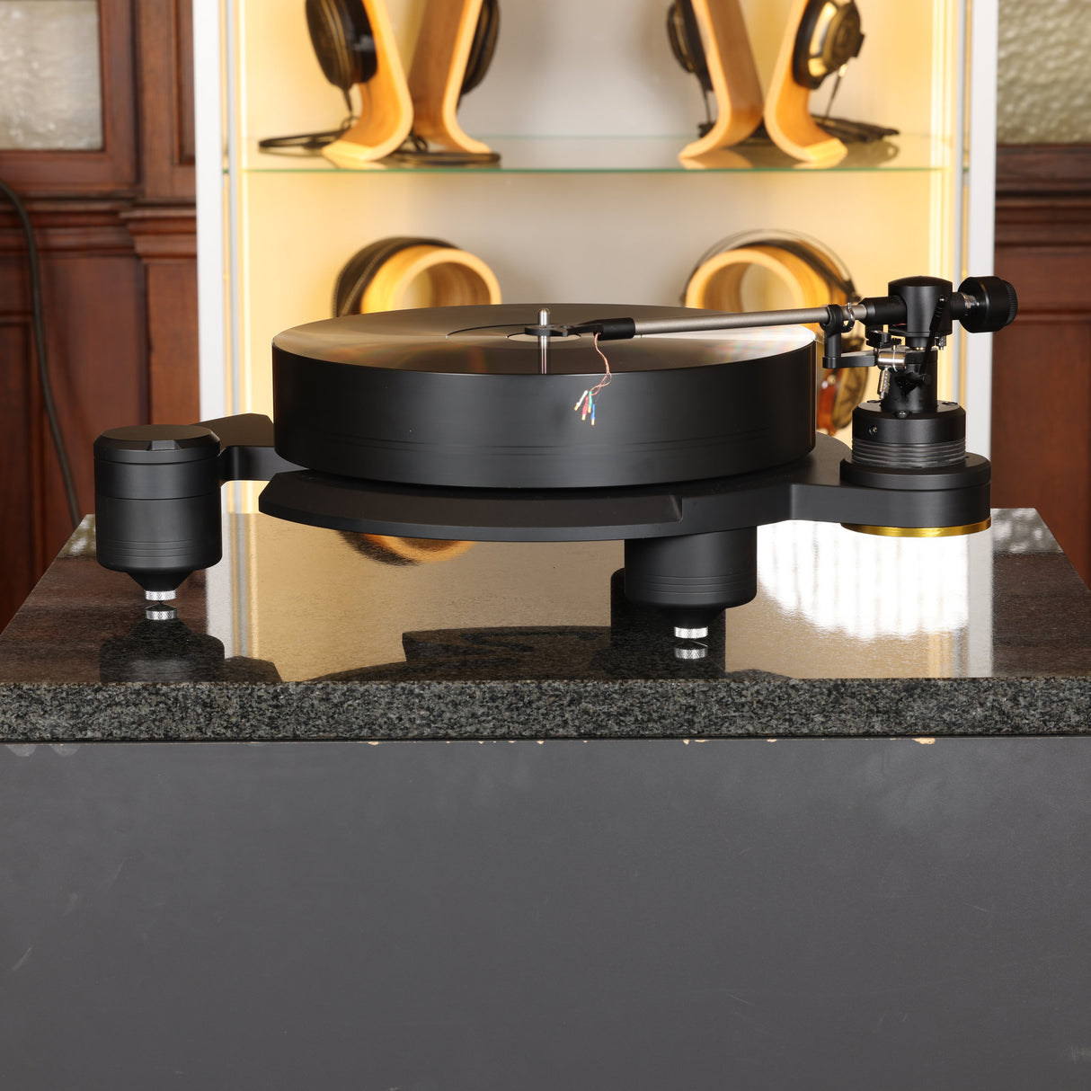 Zavfino ZV8 X Titanium Set – Plattenspieler mit Aeshna Tonarm & Highlands Tonarmkabel (Gebraucht)