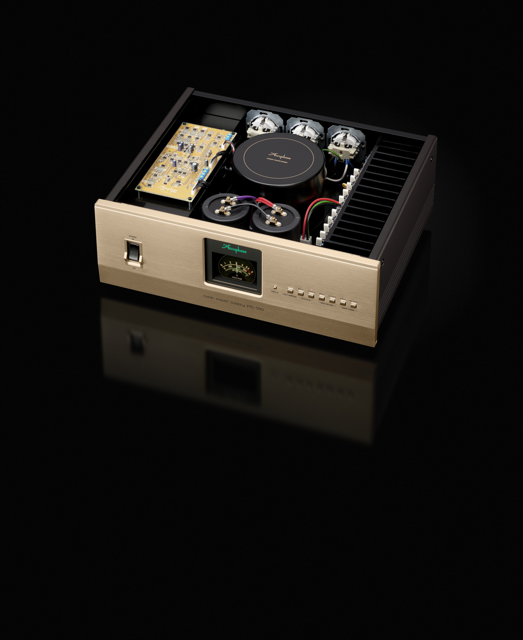 Accuphase PS-550 Stromreiniger mit geöffnetem Gehäuse