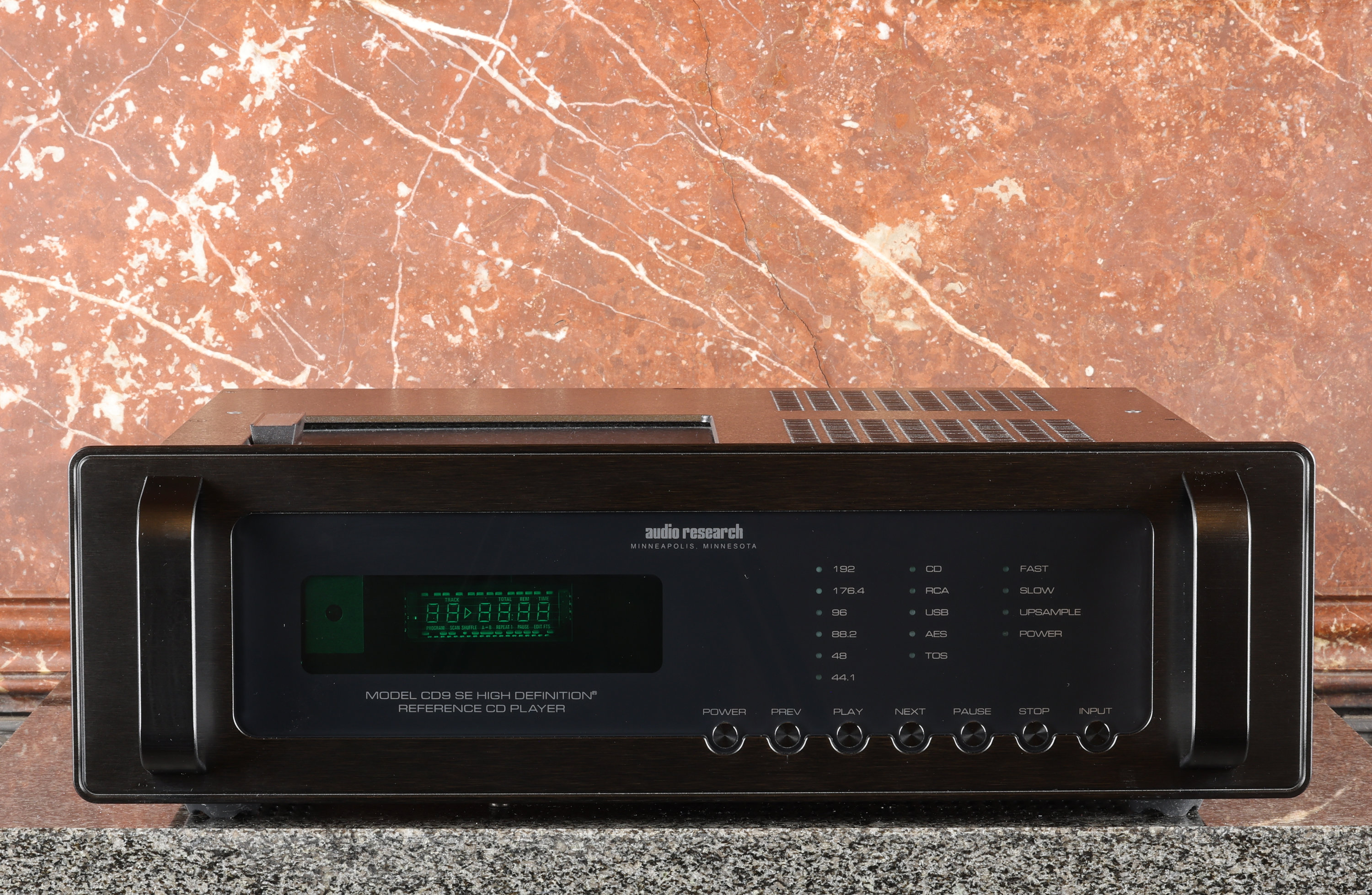 Audio Research CD9 SE Schwarz - Referenz Röhren CD-Player / Wandler (DAC) (Vorführware)