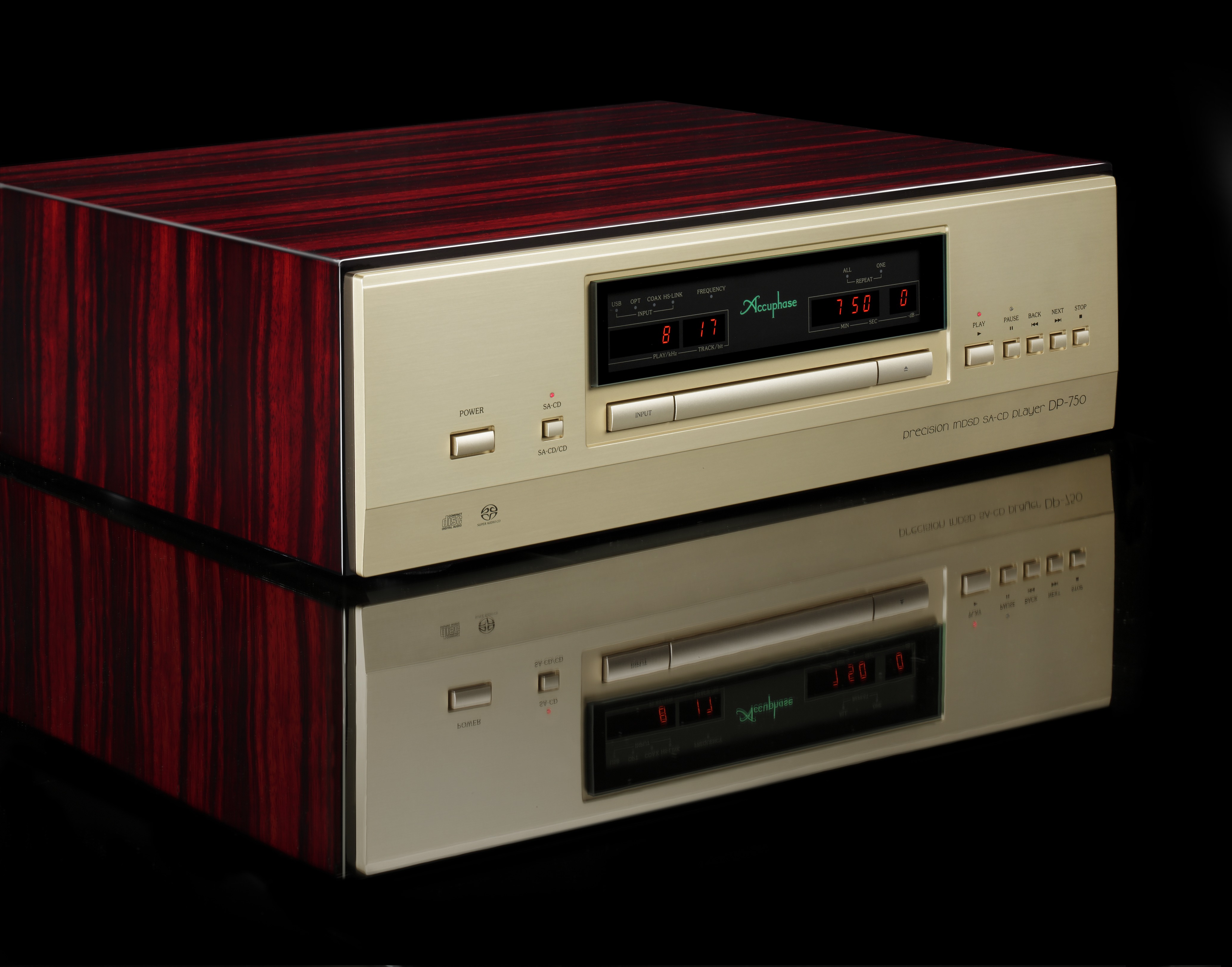 Accuphase DP-750 SACD/CD-Spieler Diagonal