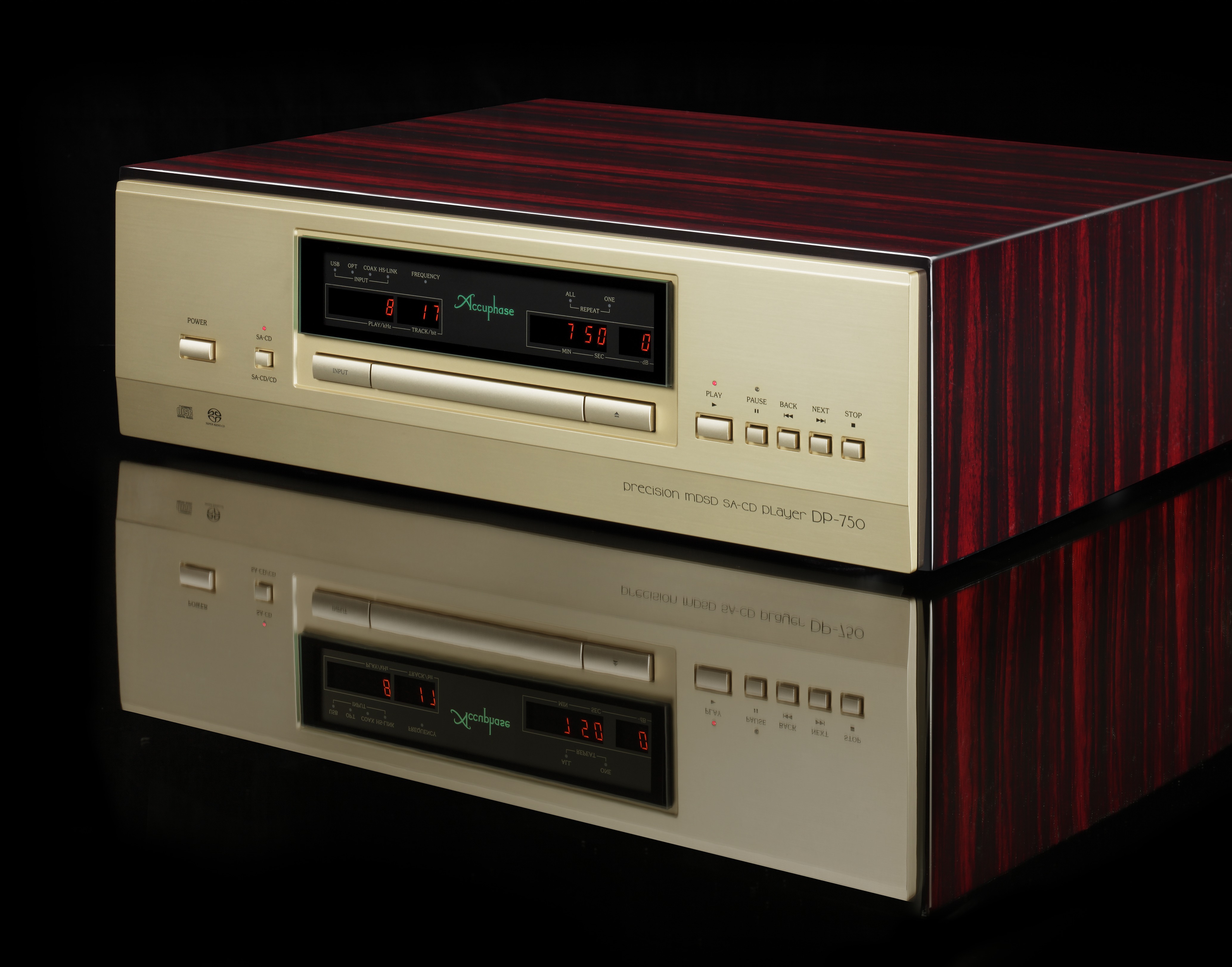 Accuphase DP-750 SACD/CD-Spieler Diagonal